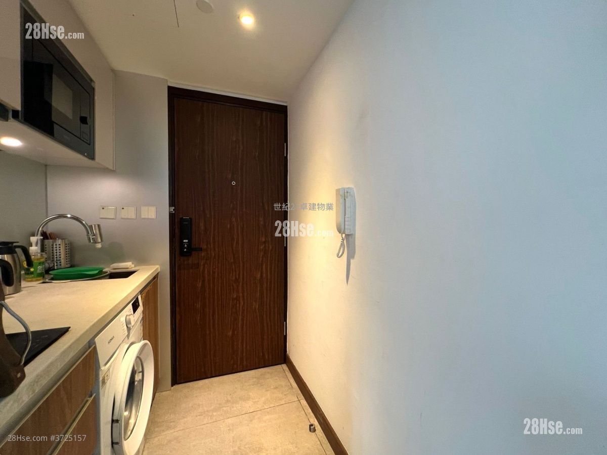 AVA62 租盘 开放式间隔 , 1 浴室 184 平方尺