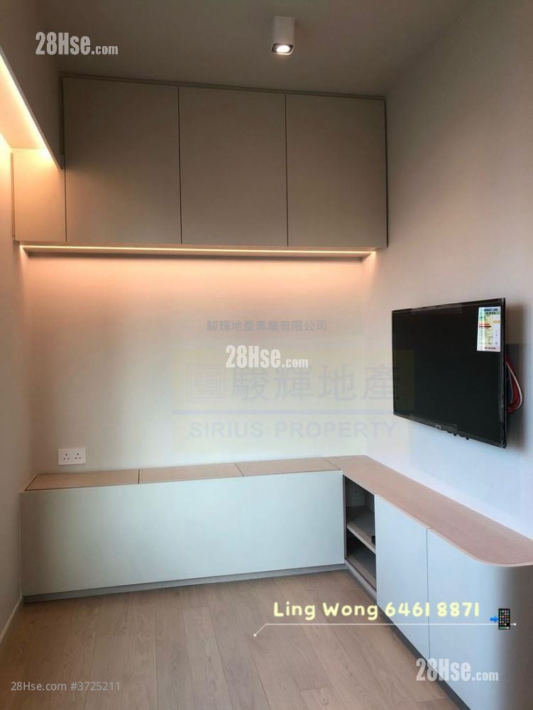 City 18 Sell 1 Bedroom , 1 Bathroom 319 ft²