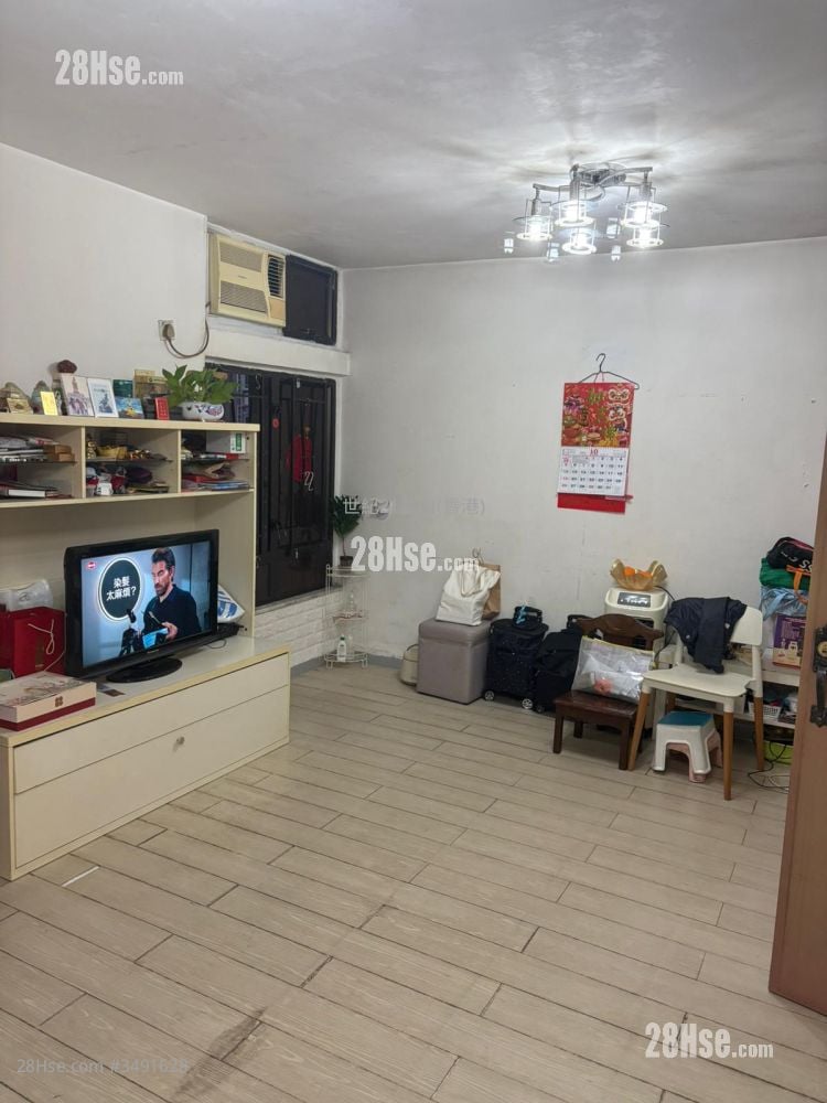 凤德邨 售盘 2 房 , 1 浴室 445 平方尺