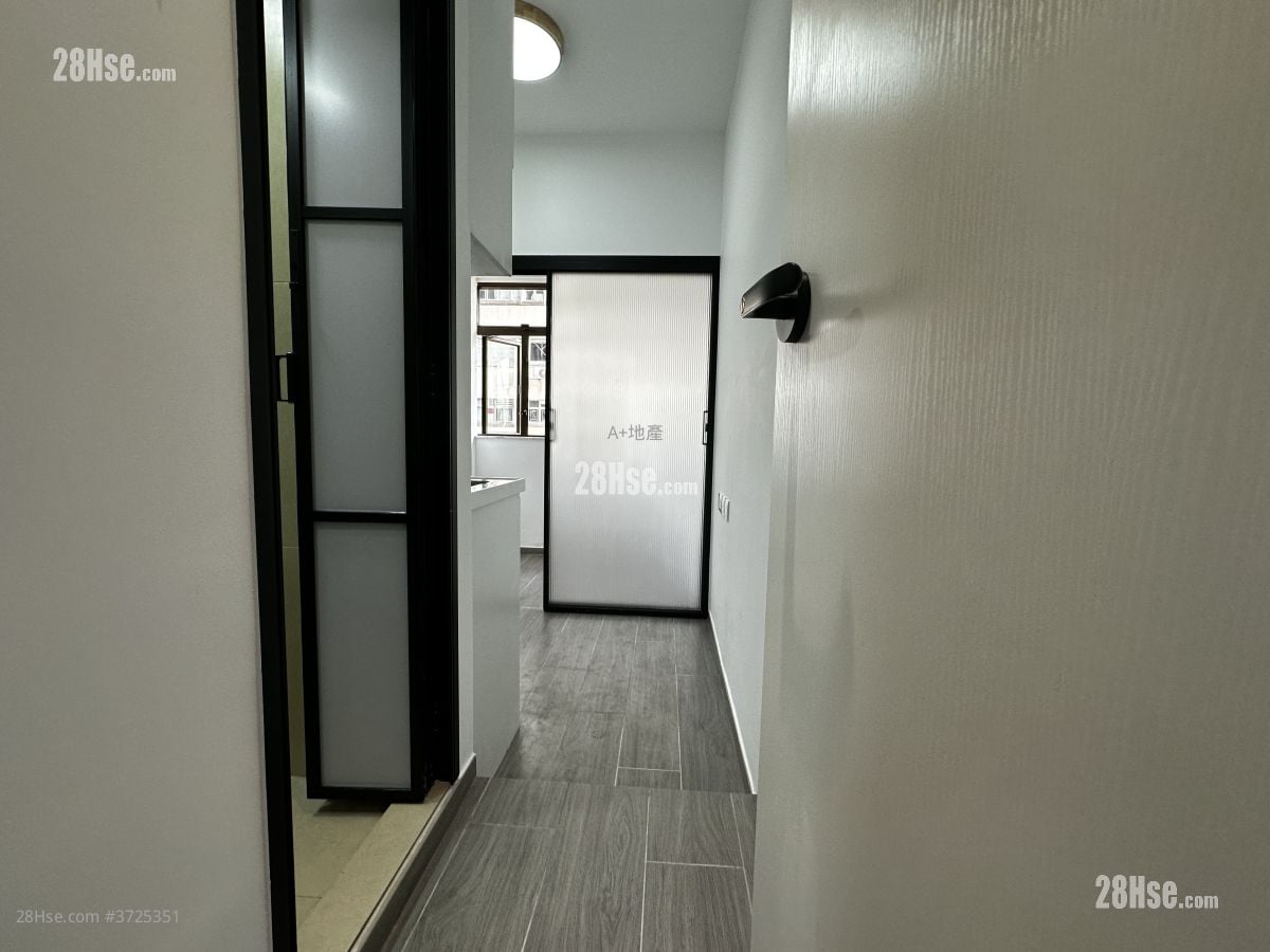 明興大樓 租盤 1 房 , 1 浴室 180 平方呎