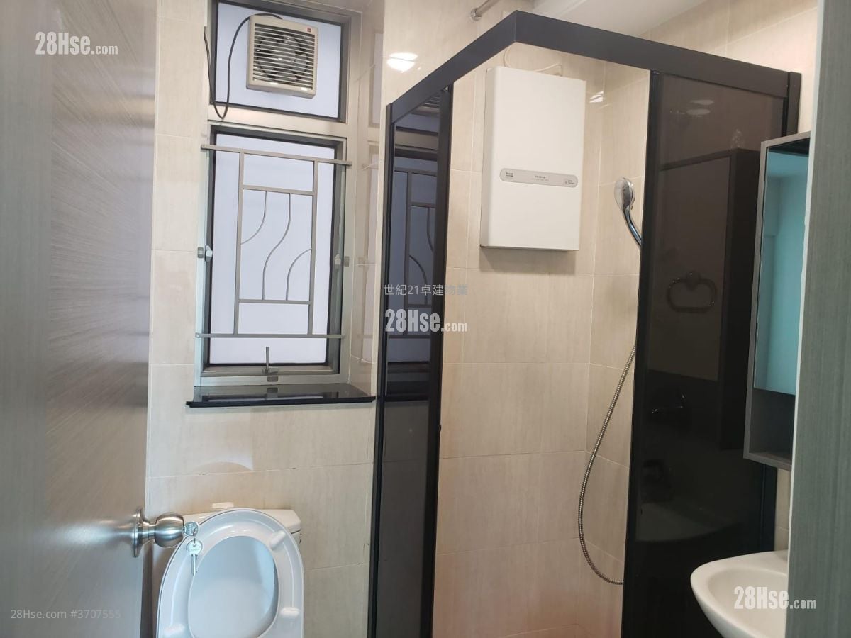 擎天半岛 售盘 2 房 , 2 浴室 620 平方尺