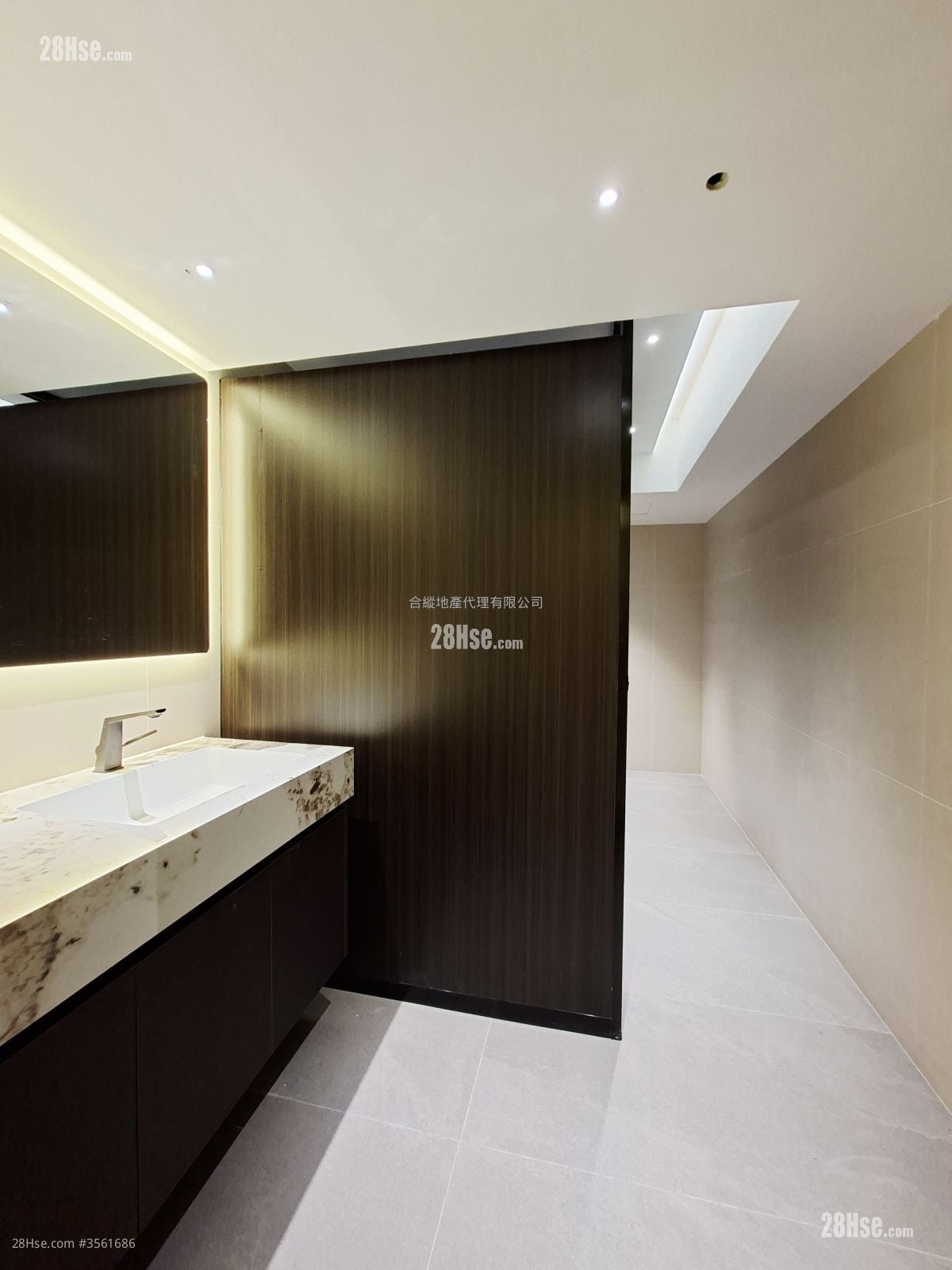 Liven House Rental 5+ Bedrooms , 5+ Toilets