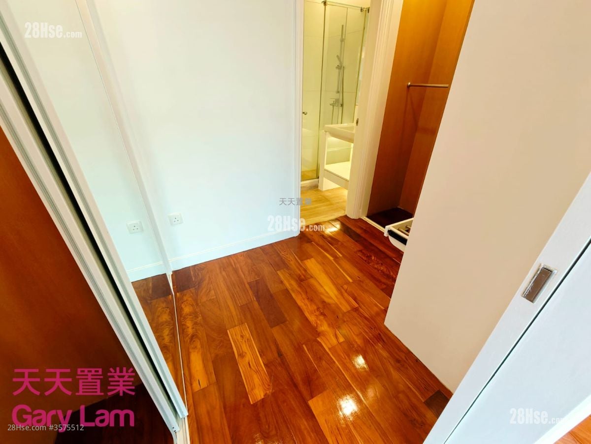 松涛苑 租盘 3 房 , 3 浴室 1,926 平方尺