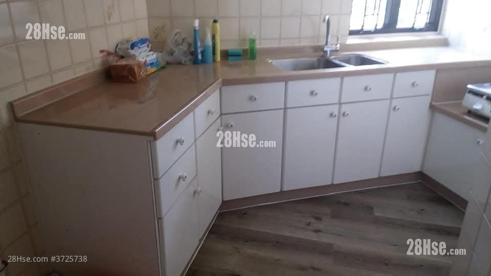 龙华花园 租盘 3 房 , 2 浴室 694 平方尺