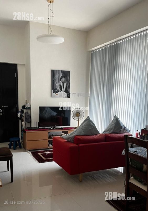 Conduit 18 Sell 3 Bedrooms , 2 Bathrooms 920 ft²