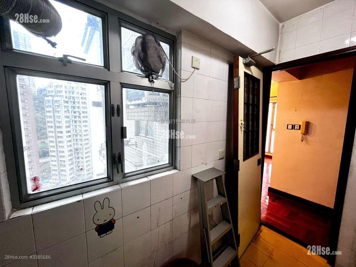 悦海华庭 售盘 3 房 , 2 浴室 527 平方尺