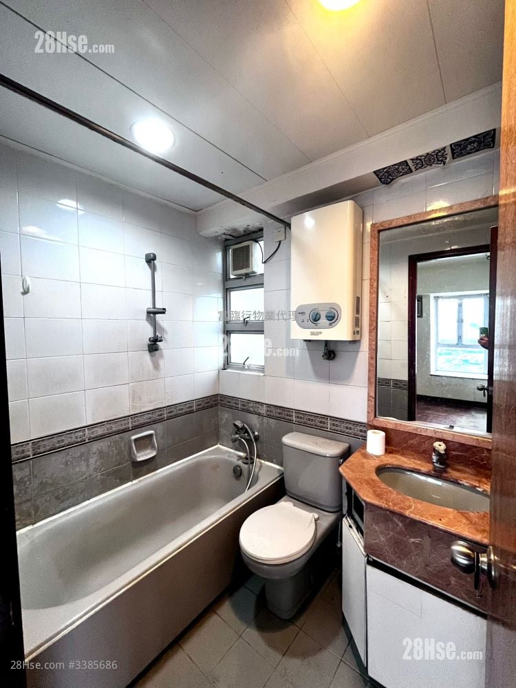 悦海华庭 售盘 3 房 , 2 浴室 527 平方尺
