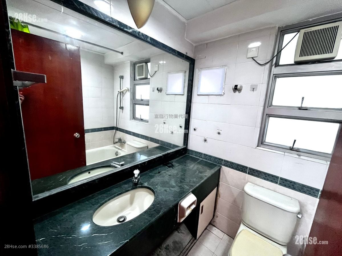 悦海华庭 售盘 3 房 , 2 浴室 527 平方尺