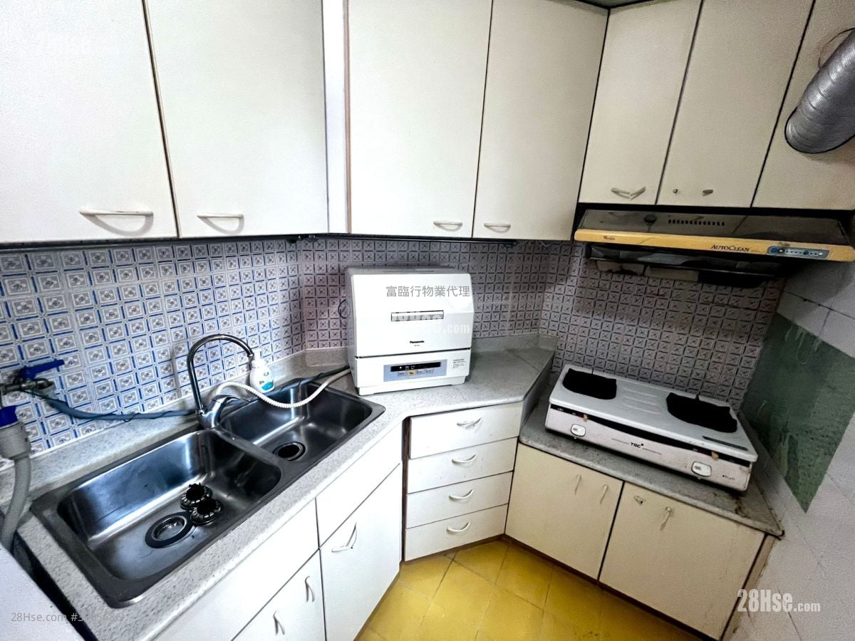 悦海华庭 售盘 3 房 , 2 浴室 527 平方尺