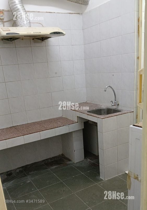 幸运大厦 售盘 2 房 , 1 浴室 326 平方尺