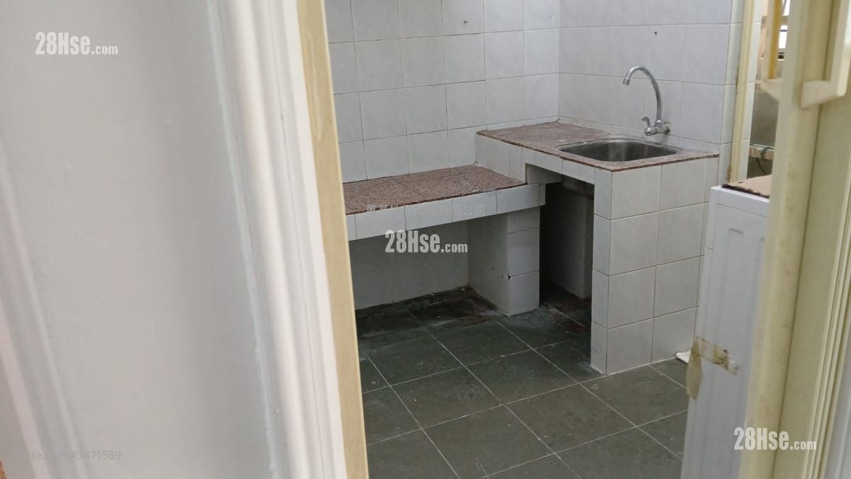 幸运大厦 售盘 2 房 , 1 浴室 326 平方尺