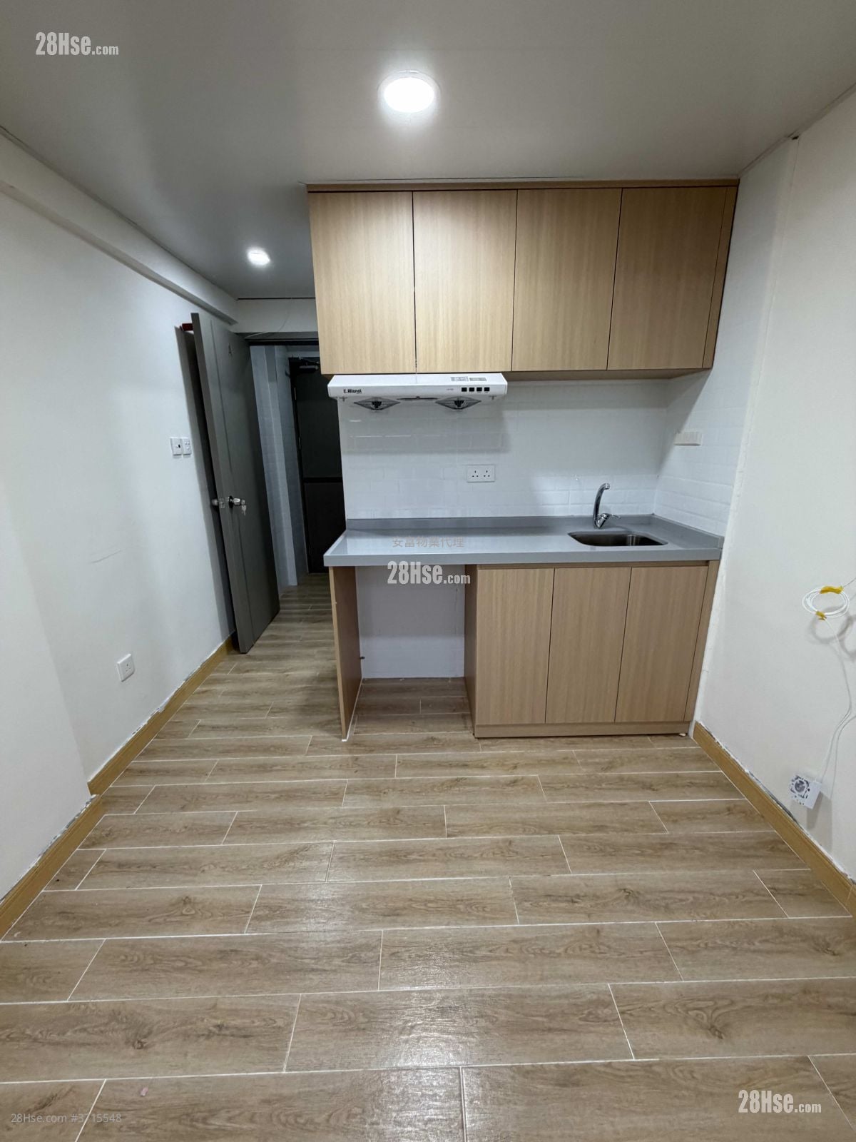 Wing Wo House Rental 100 ft²