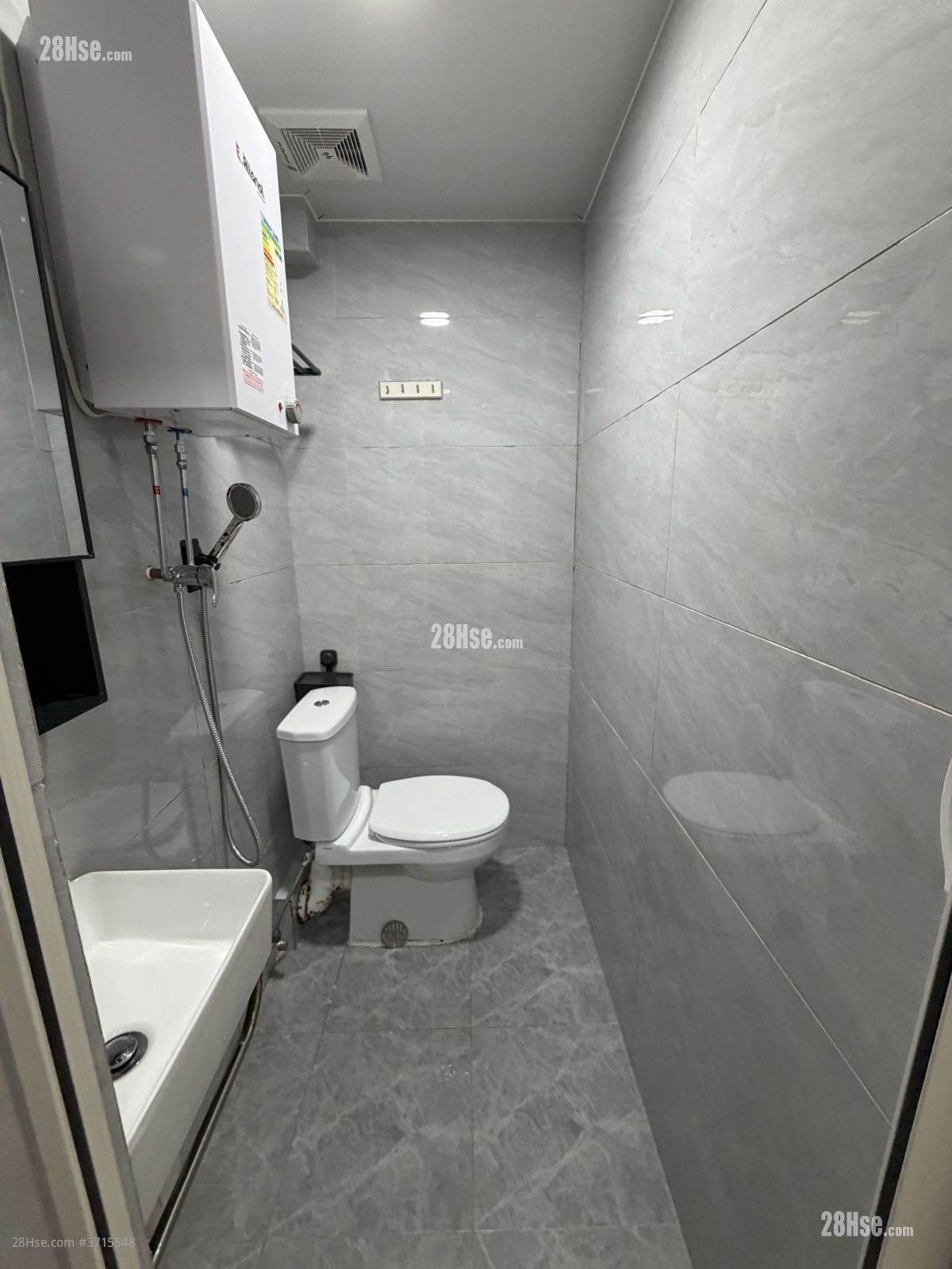 Wing Wo House Rental 100 ft²