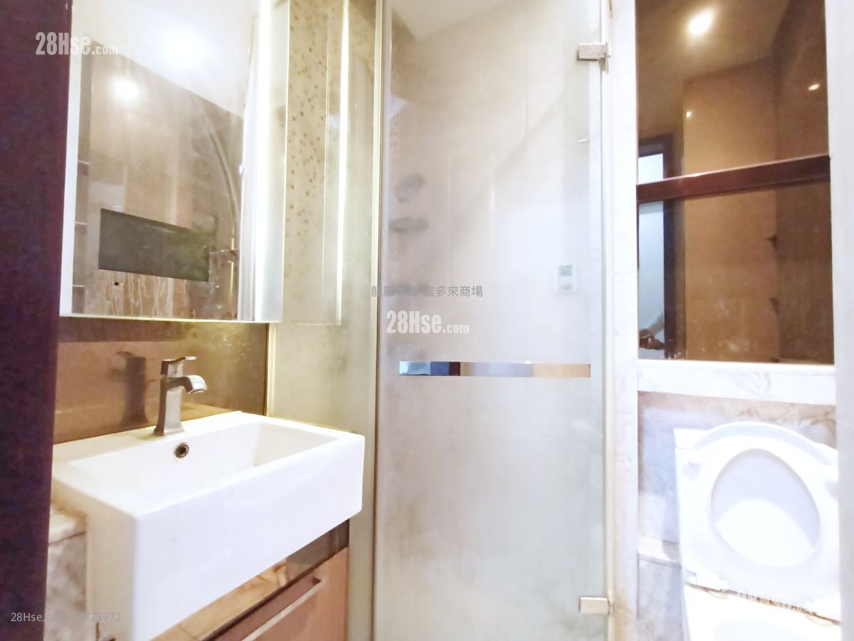 Park Summit Sell Studio , 1 Bathroom 274 ft²