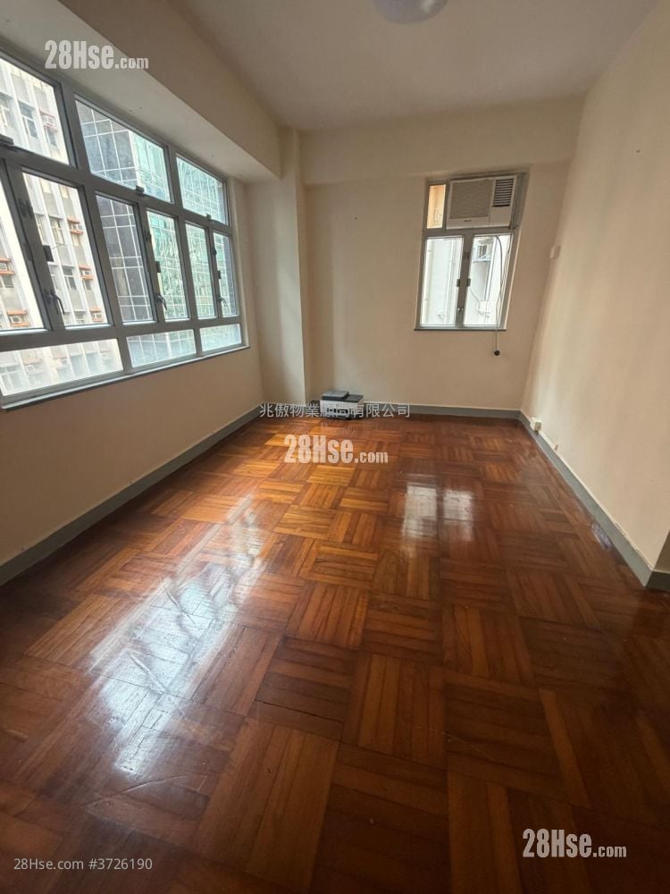 Chatham Court Rental 2 Bedrooms , 1 Bathroom 483 ft²