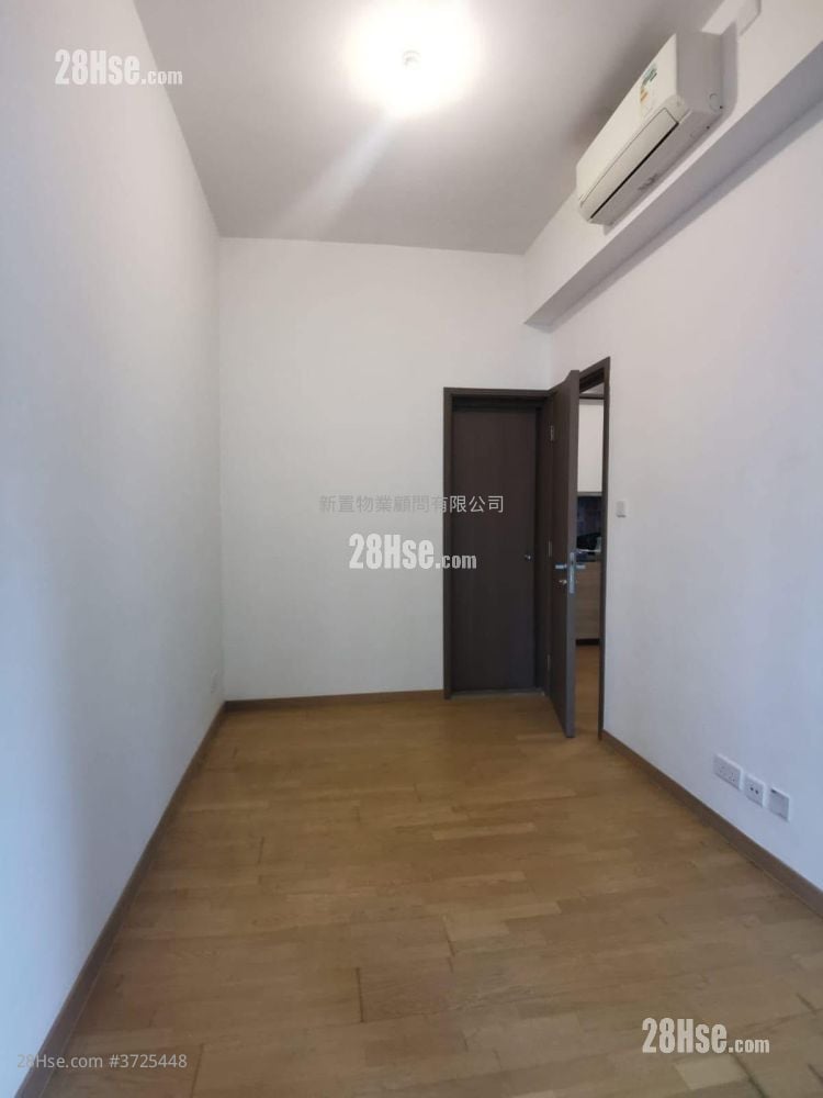 Monti Sell 1 Bedroom , 1 Bathroom 386 ft²