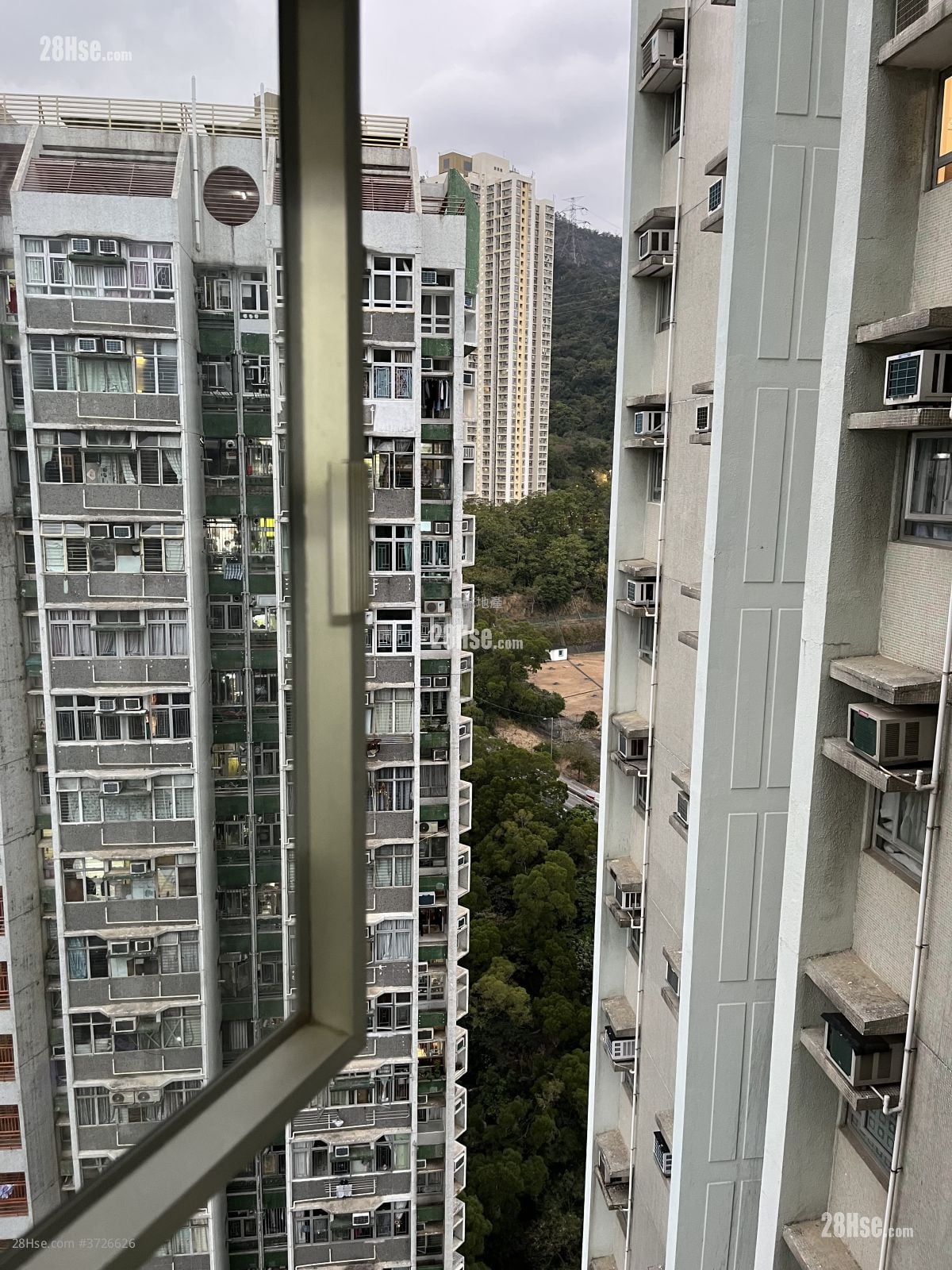 盈福苑 售盘 3 房 , 1 浴室 554 平方尺