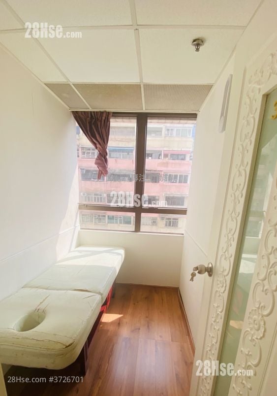 骆克道楼上铺 租盘 5+ 房 , 2 厕所