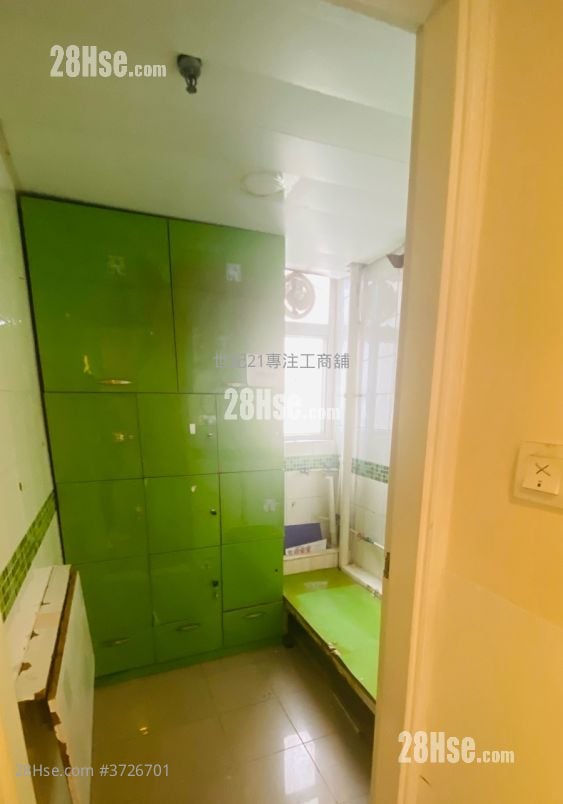 骆克道楼上铺 租盘 5+ 房 , 2 厕所