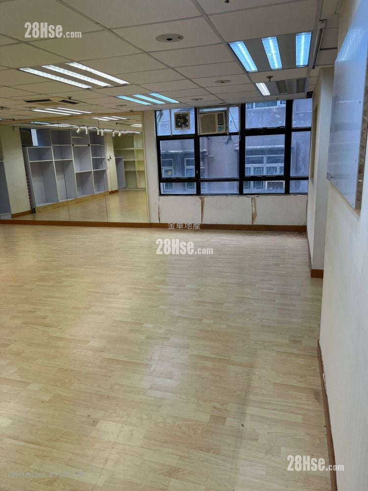 利雅商业大厦 租盘 开放式间隔