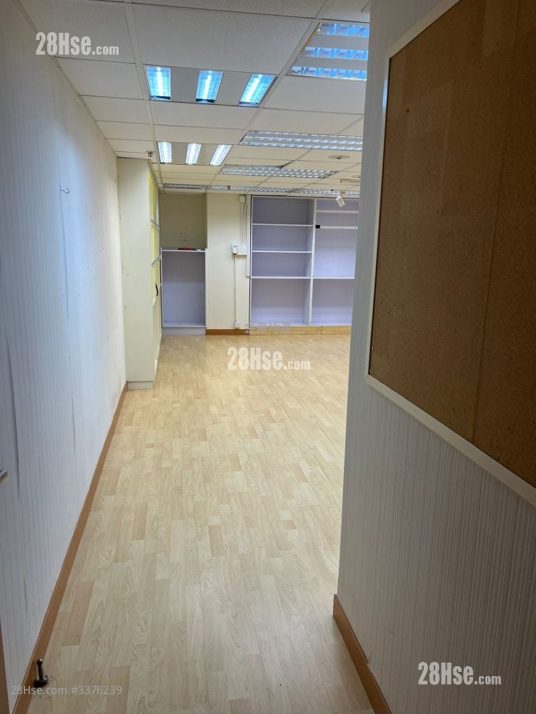 利雅商业大厦 租盘 开放式间隔