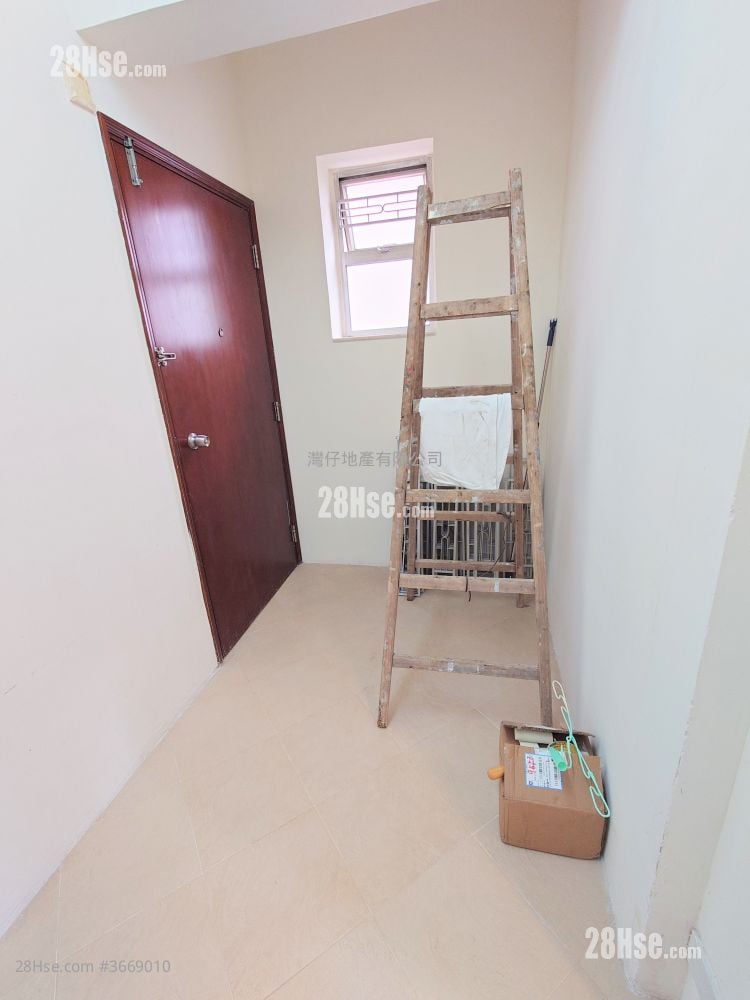 Park View Mansion Sell 3 Bedrooms , 2 Bathrooms 776 ft²