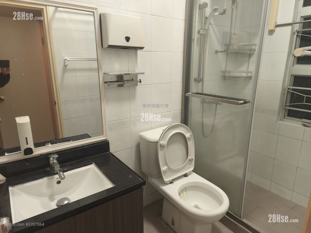 Kam Ping Mansion Rental 2 Bedrooms , 1 Bathroom 555 ft²