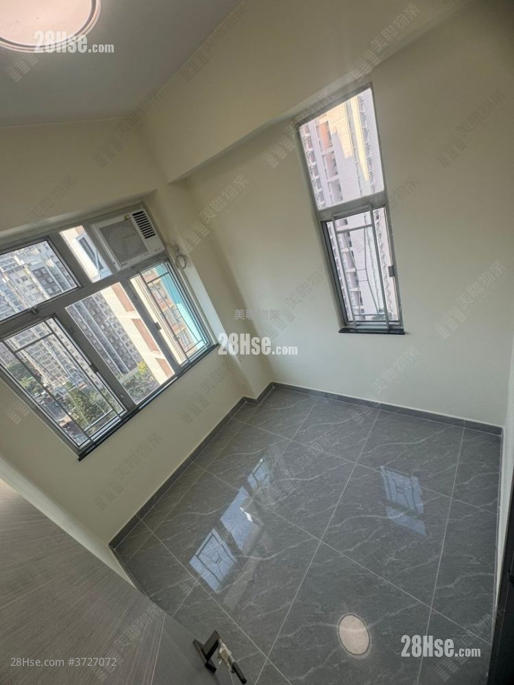 金馬大廈 售盤 2 房 , 1 浴室 296 平方呎