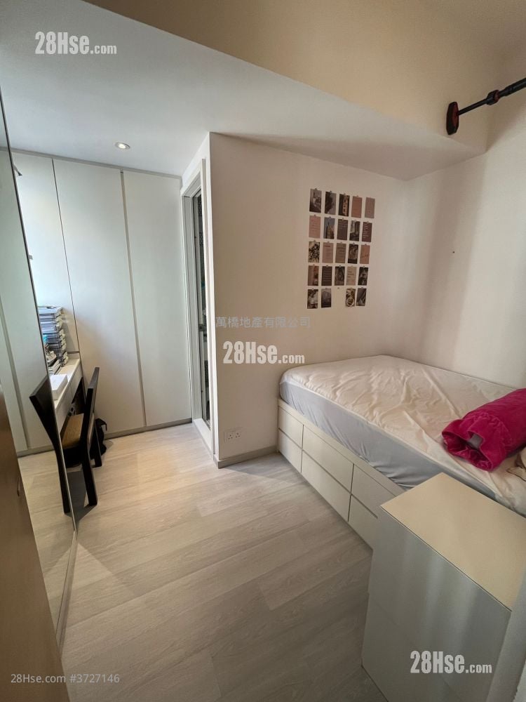 Nam Pak Hong Building Sell 3 Bedrooms , 3 Bathrooms 923 ft²