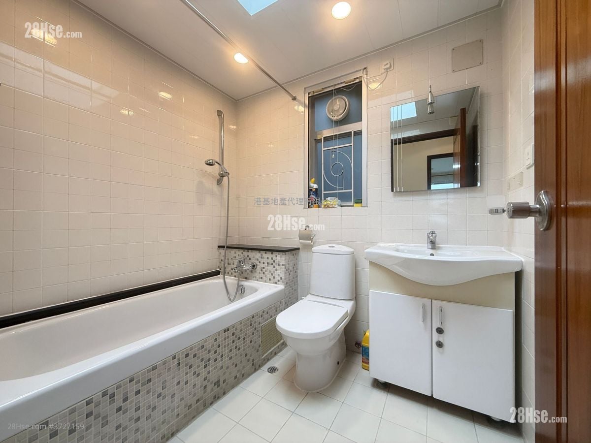 Tai Mong Tsai Rental 3 Bedrooms , 3 Bathrooms 1,400 ft²