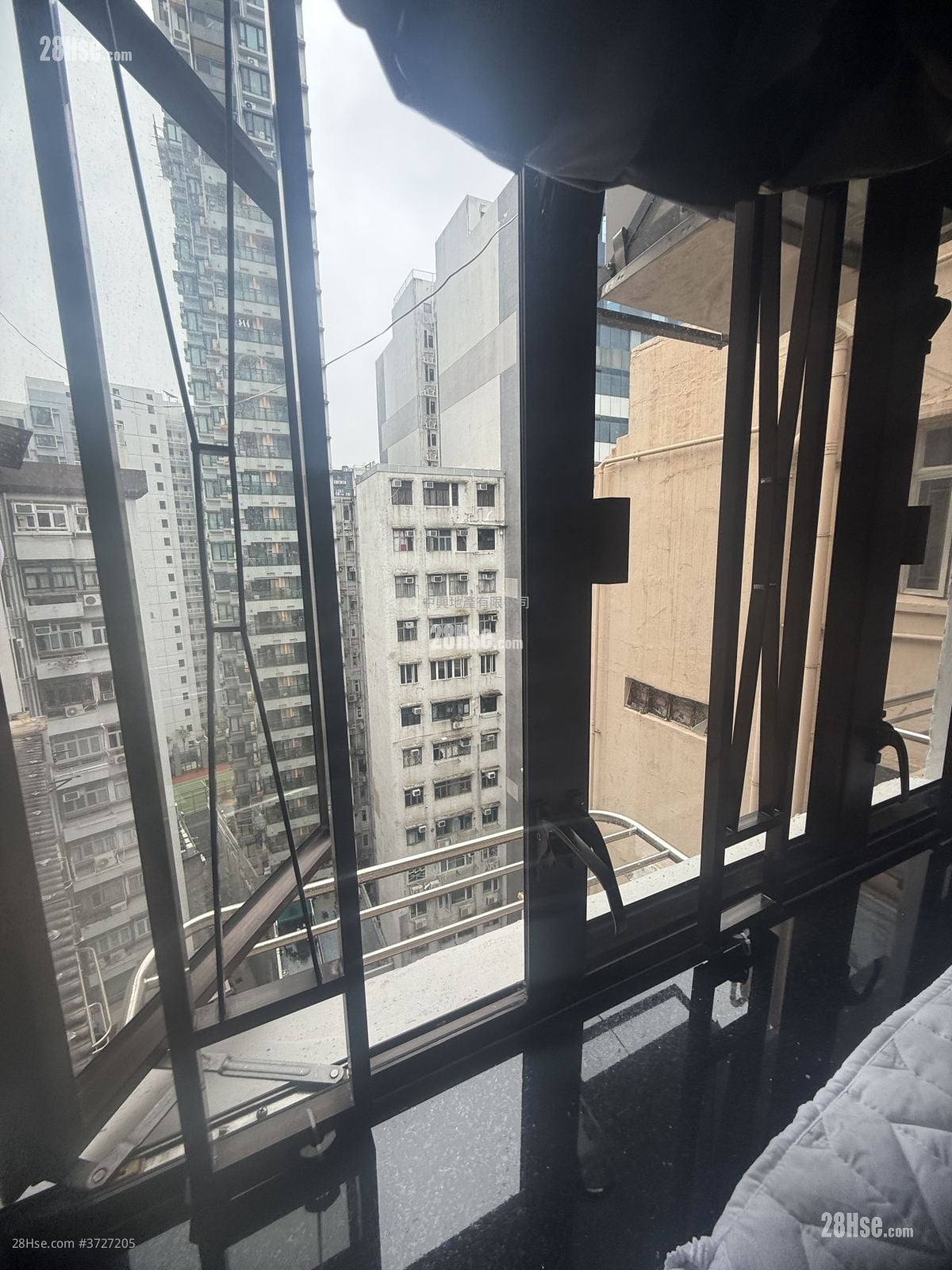 National Court Rental Studio , 1 Bathroom 120 ft²