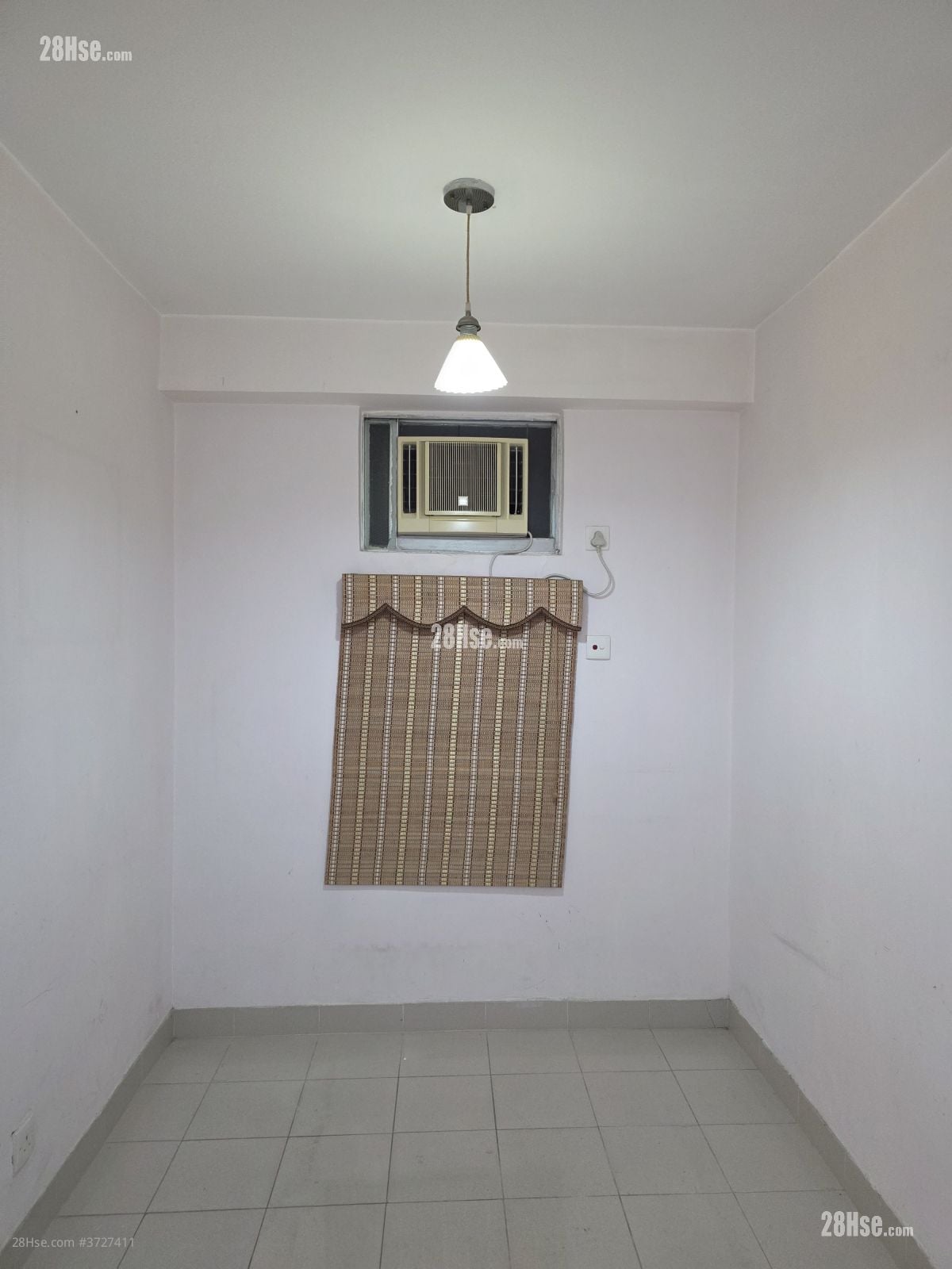 太湖花园 租盘 2 房 , 1 浴室 400 平方尺