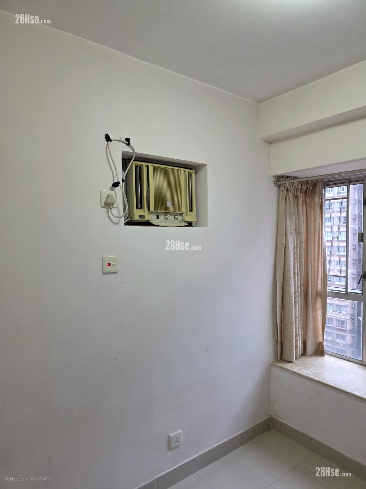 太湖花园 租盘 2 房 , 1 浴室 400 平方尺