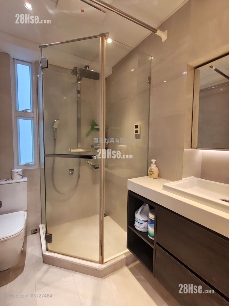 King's Way Mansion Sell 2 Bedrooms , 1 Bathroom 620 ft²