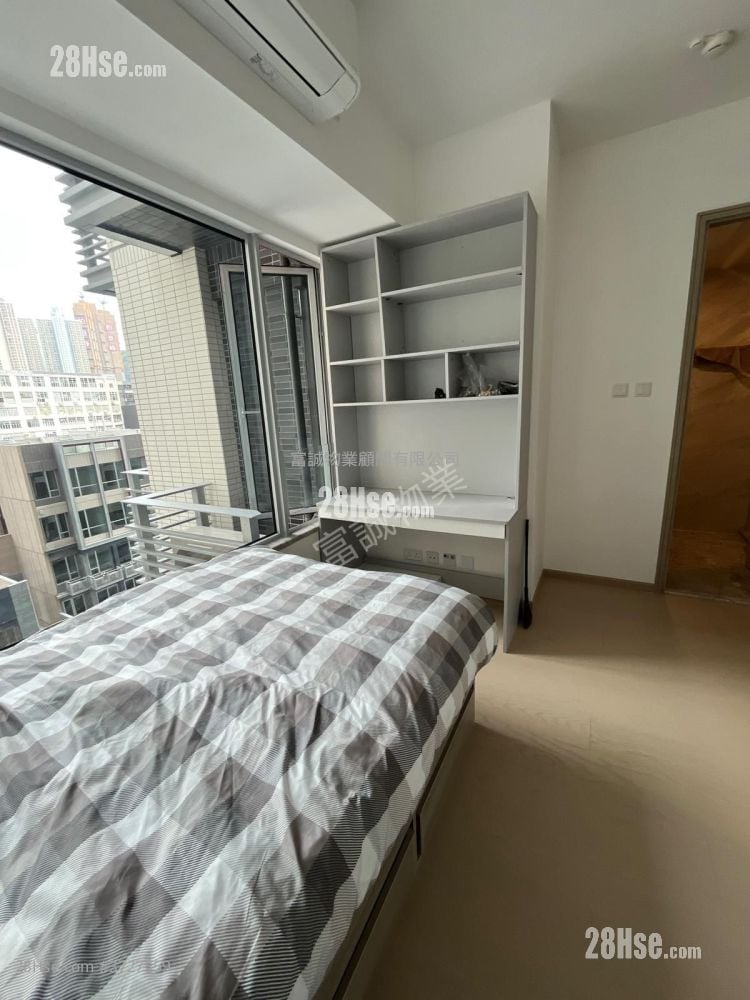 The Coast Line Sell 1 Bathroom 210 ft²