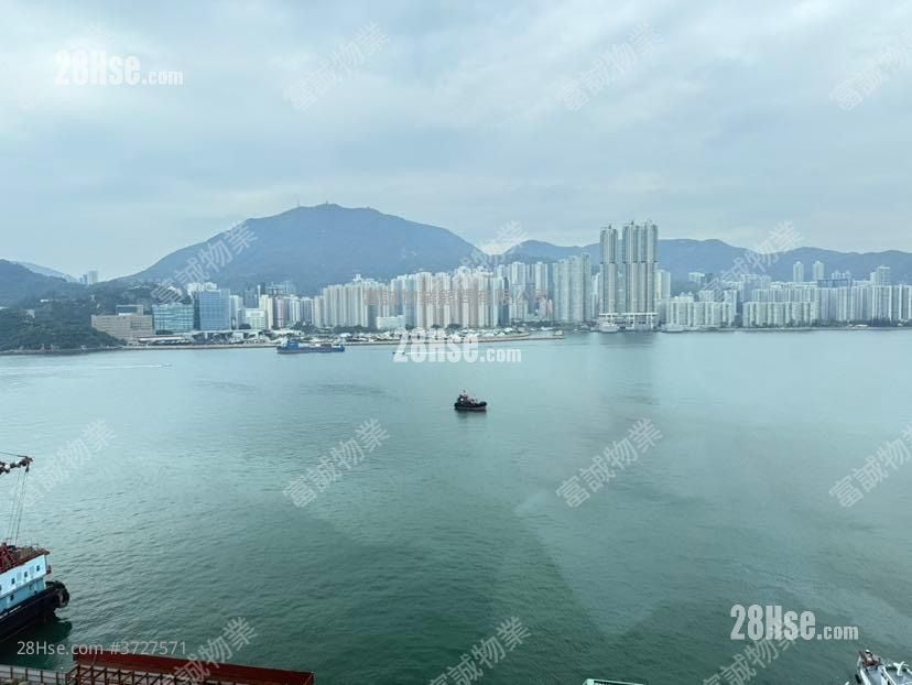 The Coast Line Sell 1 Bedroom , 1 Bathroom 718 ft²