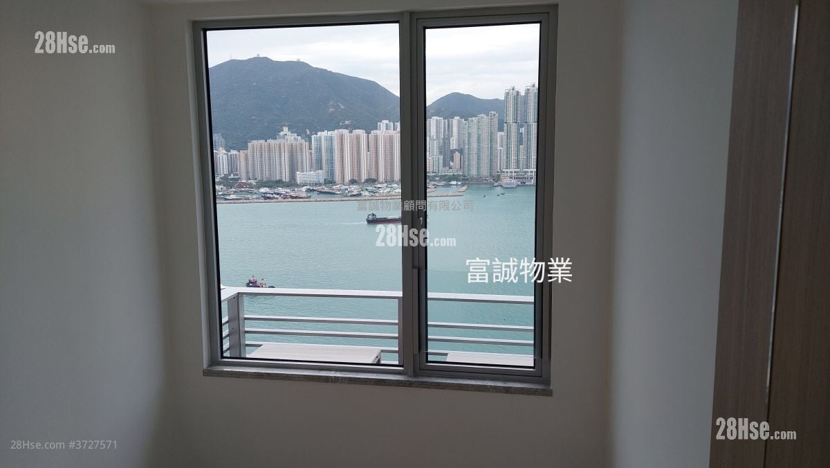 The Coast Line Sell 1 Bedroom , 1 Bathroom 718 ft²