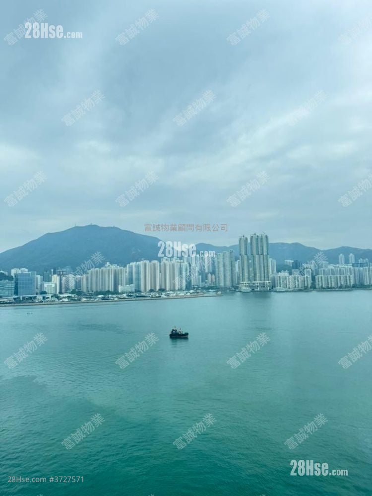 The Coast Line Sell 1 Bedroom , 1 Bathroom 718 ft²