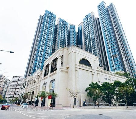 The Coronation Sell 3 Bedrooms , 2 Bathrooms 984 ft²