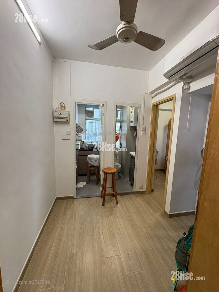 东强大厦 售盘 2 房 , 1 浴室 242 平方尺