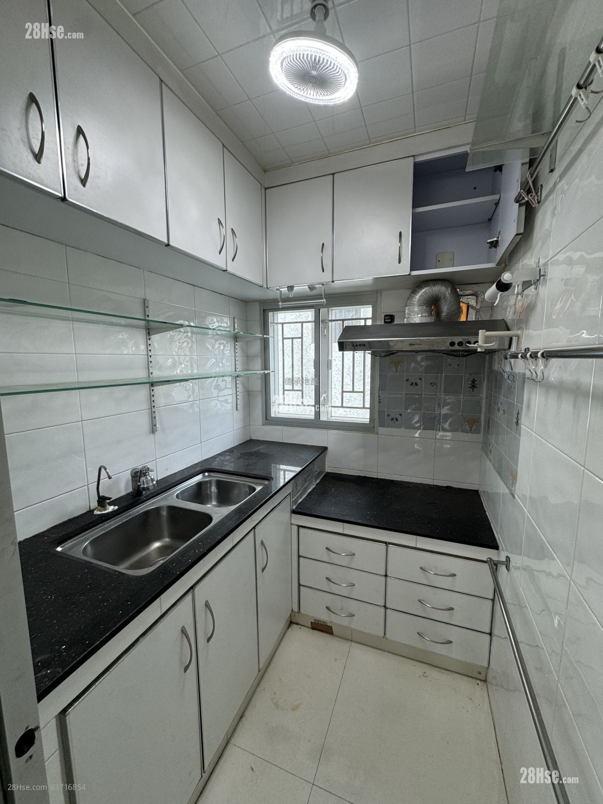 Village Rental 2 Bedrooms , 1 Bathroom