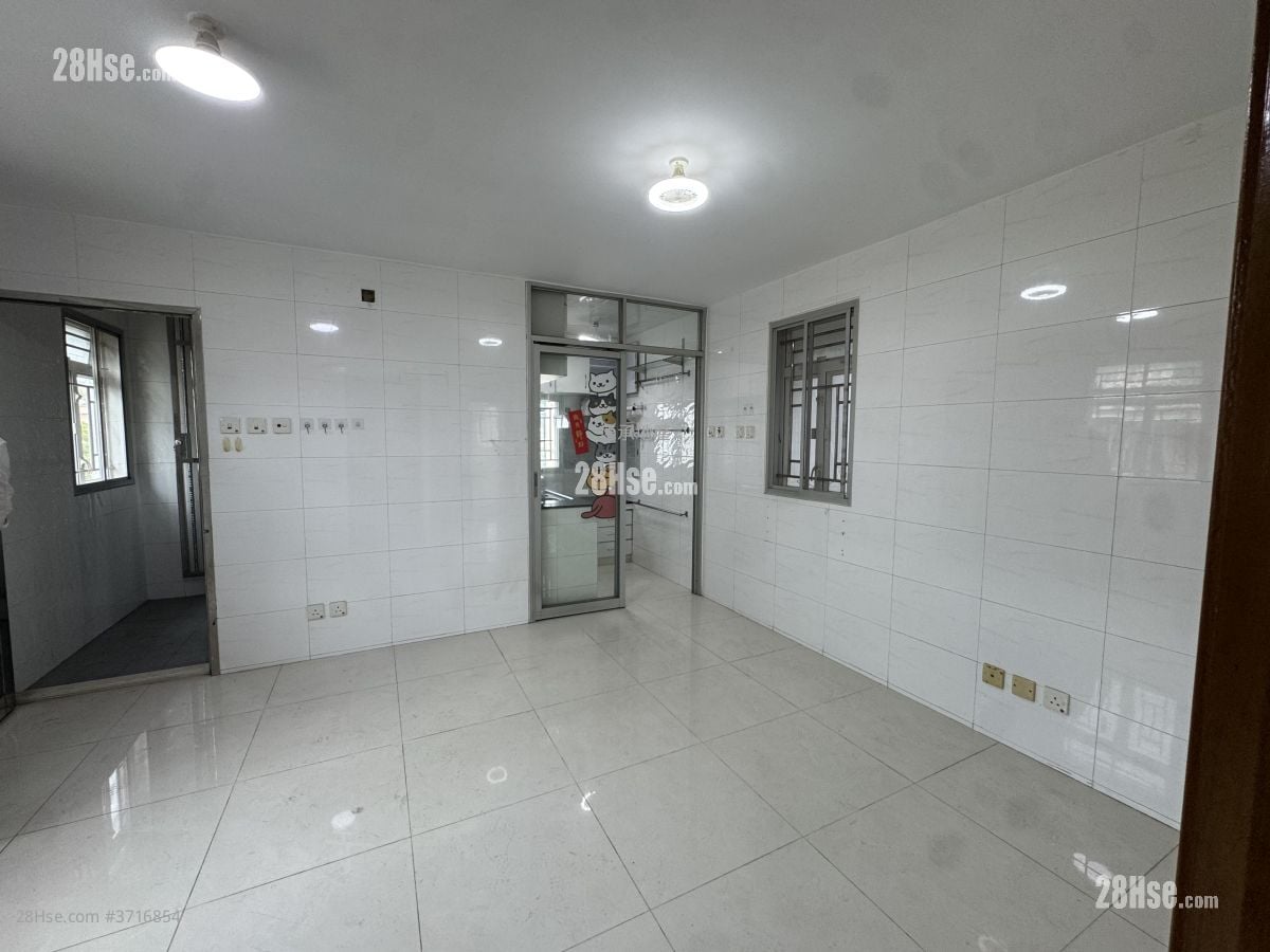 Village Rental 2 Bedrooms , 1 Bathroom