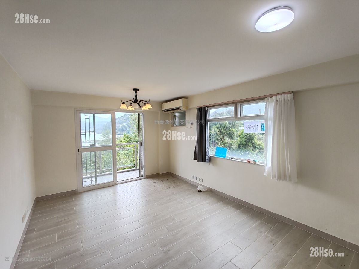 村屋 租盘 3 房 , 1 浴室 630 平方尺