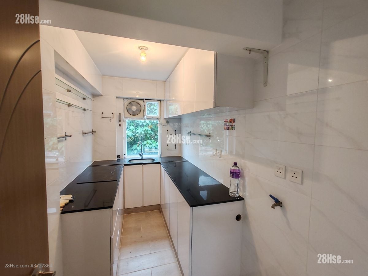 村屋 租盘 3 房 , 1 浴室 630 平方尺