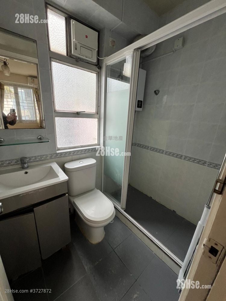 單幢樓房 租盤 2 房 , 1 浴室 437 平方呎