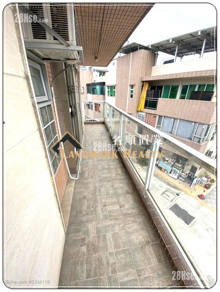 Village Sell 3 Bedrooms , 2 Bathrooms 700 ft²