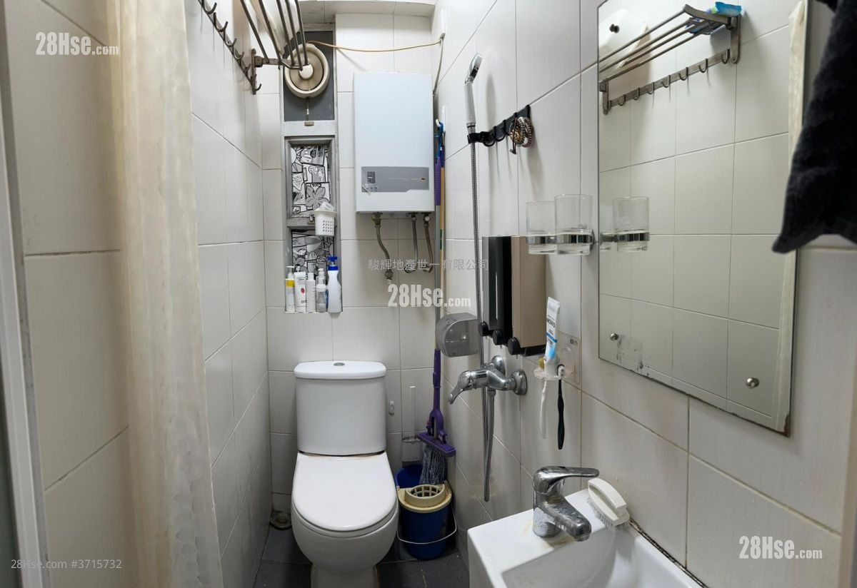 永寧大廈(順寧道) 售盤 1 房 , 1 浴室 239 平方呎