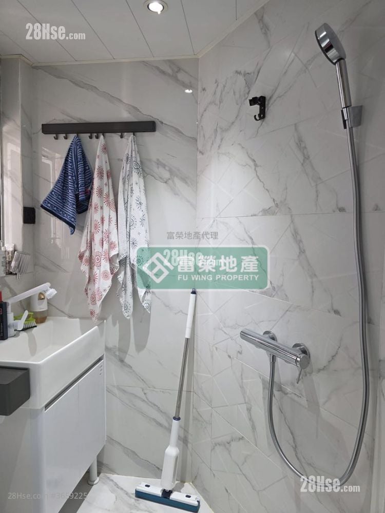 荔枝角大厦 售盘 3 房 , 1 浴室 520 平方尺