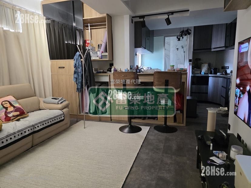 荔枝角大厦 售盘 3 房 , 1 浴室 520 平方尺