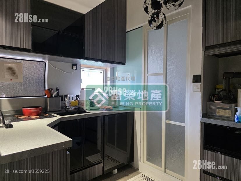 荔枝角大厦 售盘 3 房 , 1 浴室 520 平方尺